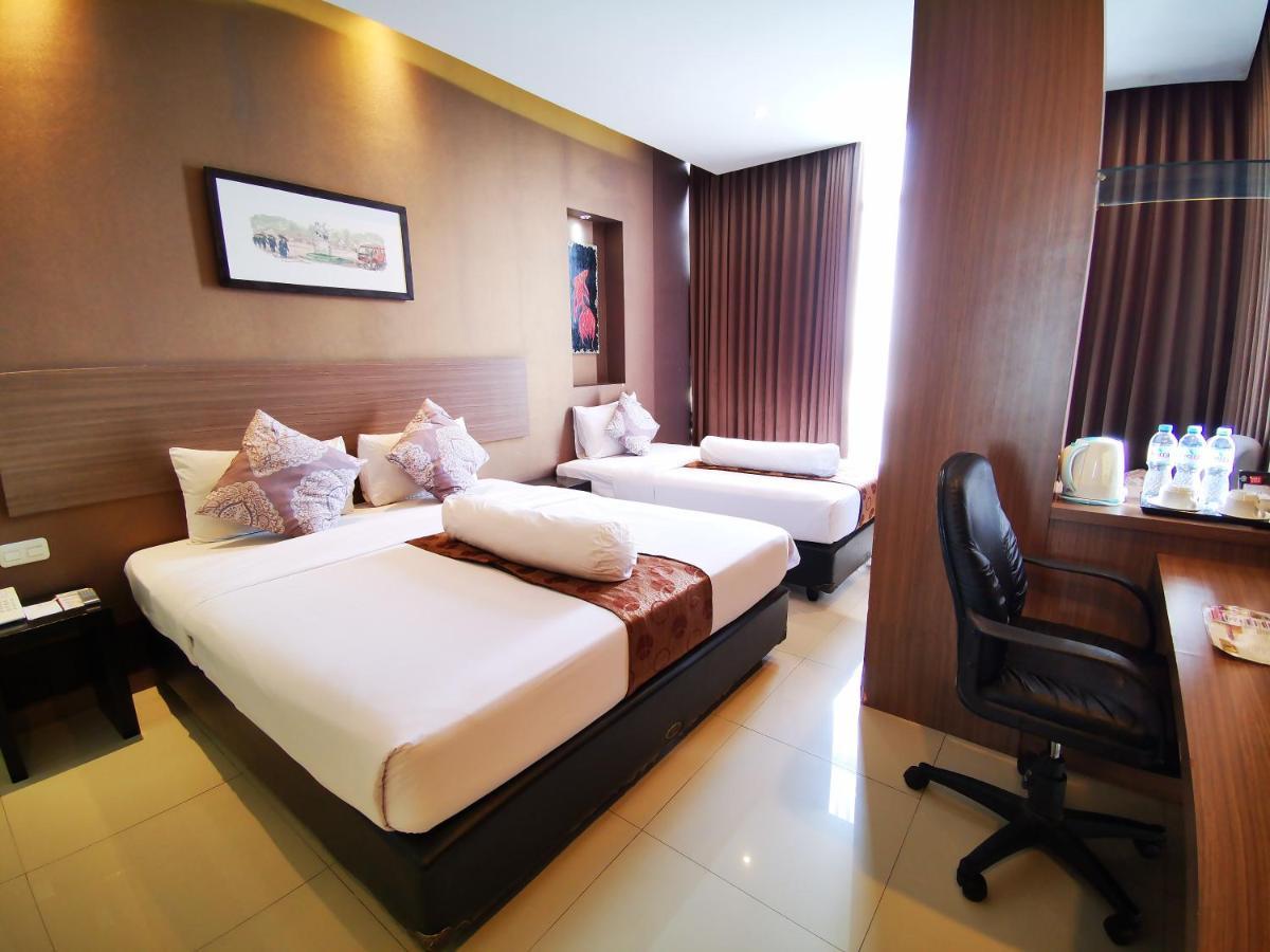 Vio Hotel Pasteur Bandung Exterior foto