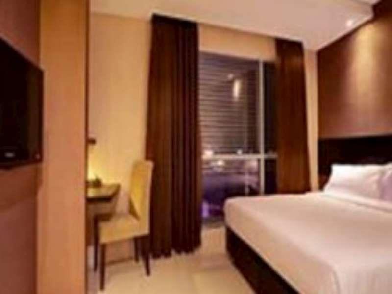 Vio Hotel Pasteur Bandung Exterior foto